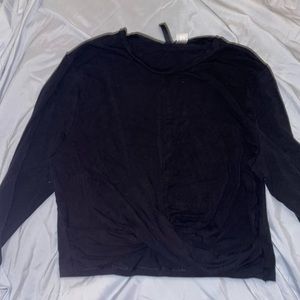 Black crop long sleeve with twist detail
